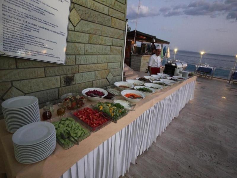 Ucem Hotel image