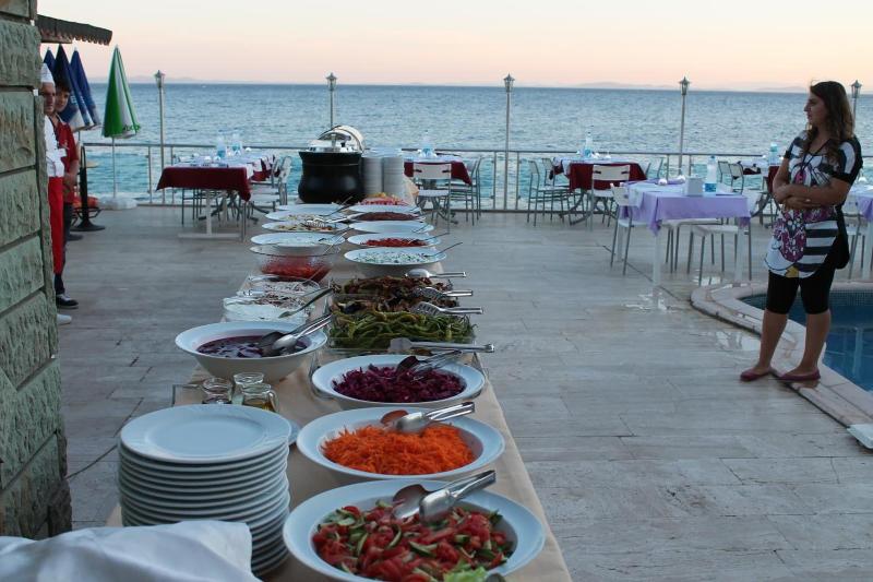 Ucem Hotel image