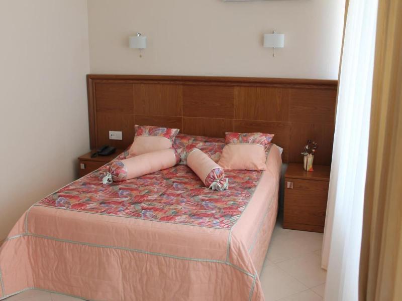 Ucem Hotel image