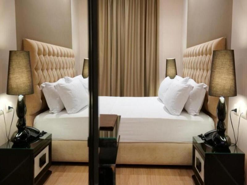 Hotel Luxury image