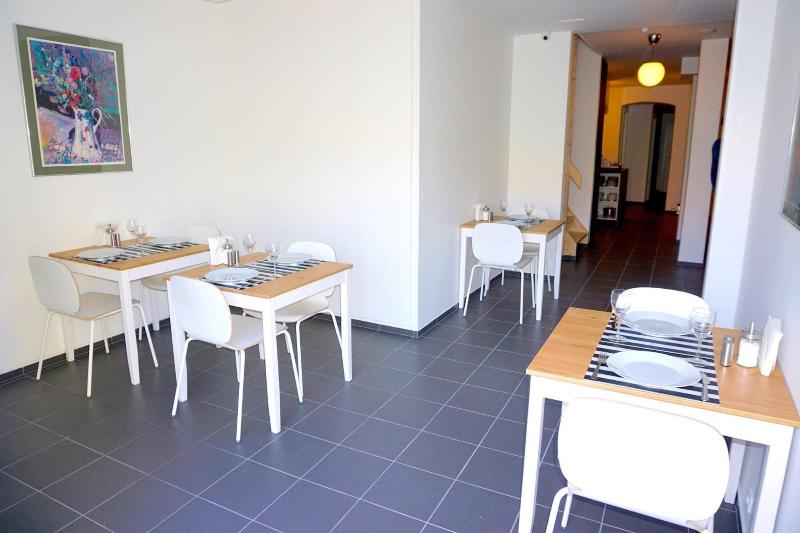 Hotel M18 image