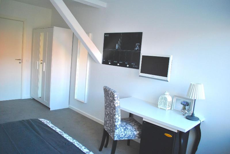 Hotel M18 image
