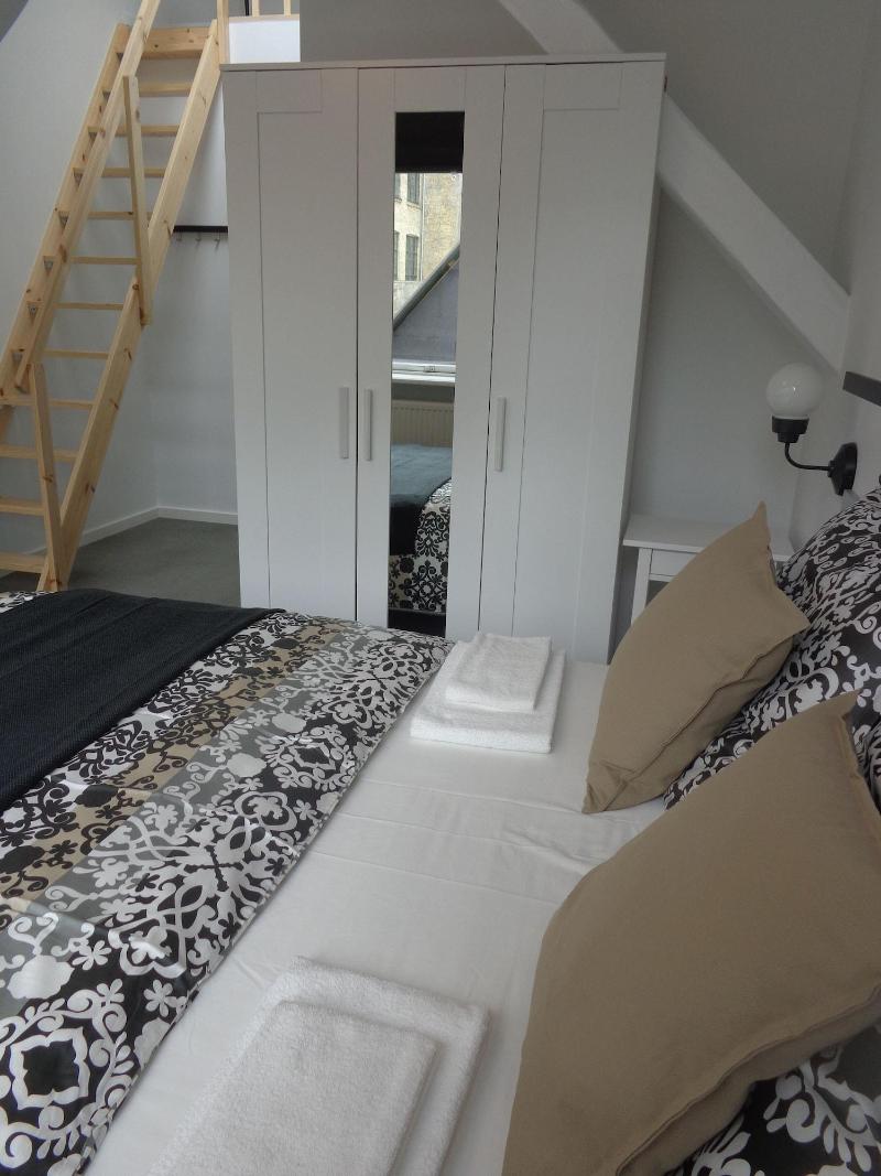 Hotel M18 image