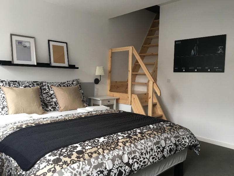 Hotel M18 image