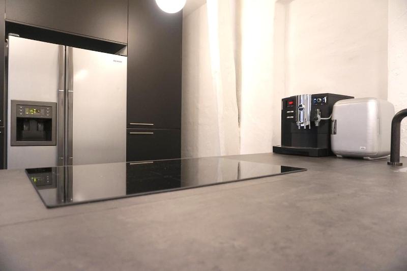 Hotel M18 image
