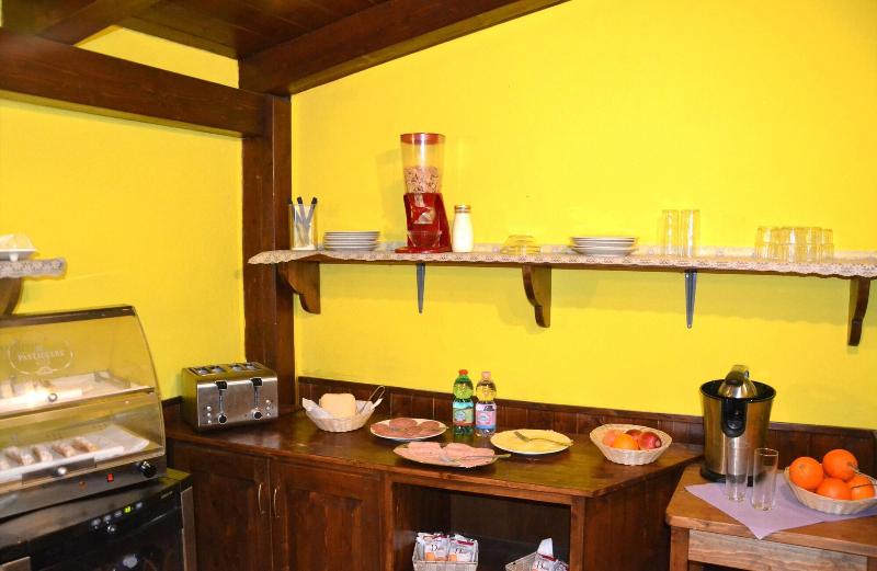Eneahouse image