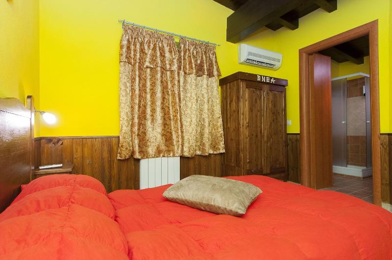 Eneahouse image