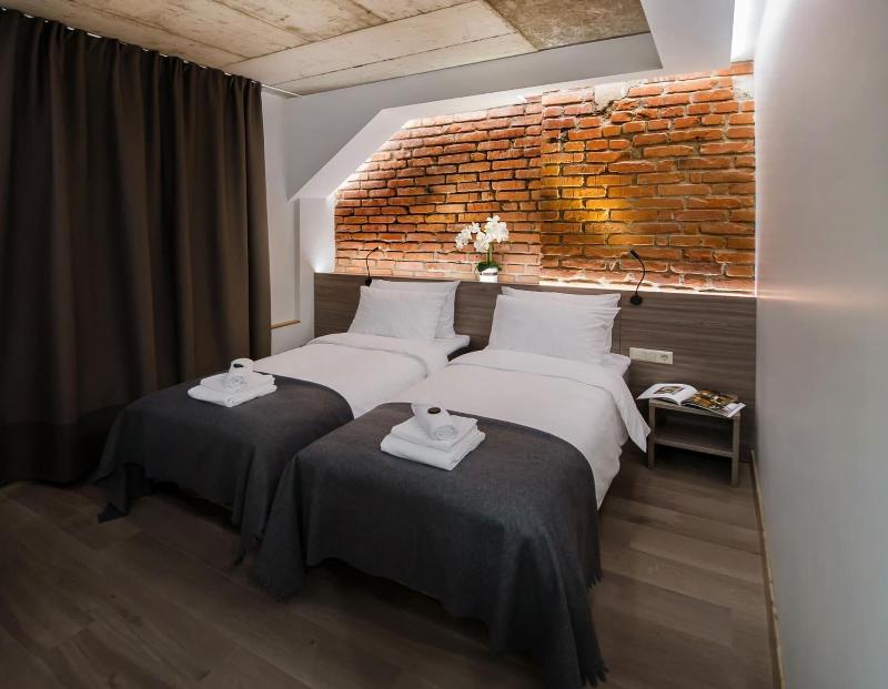 Dange Hotel image