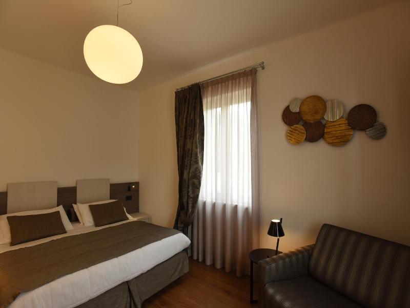Hotel La Vigna image