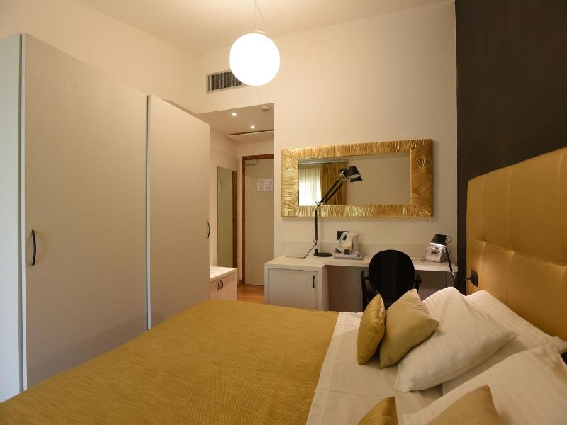 Hotel La Vigna image