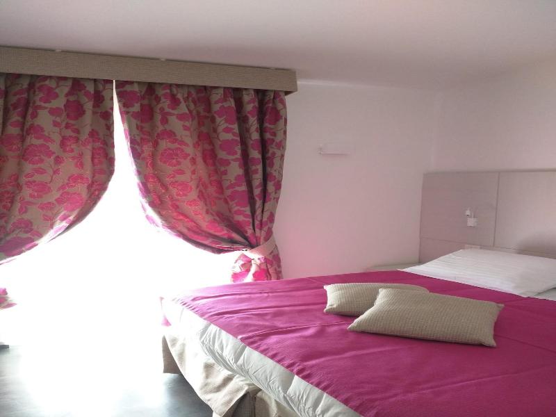 Hotel La Vigna image