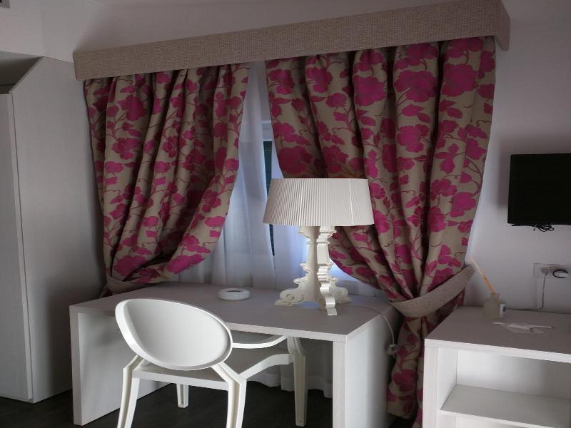 Hotel La Vigna image