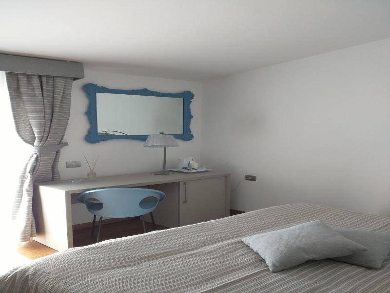Hotel La Vigna image
