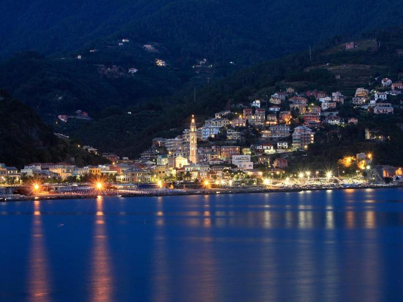 Hotel La Vigna image