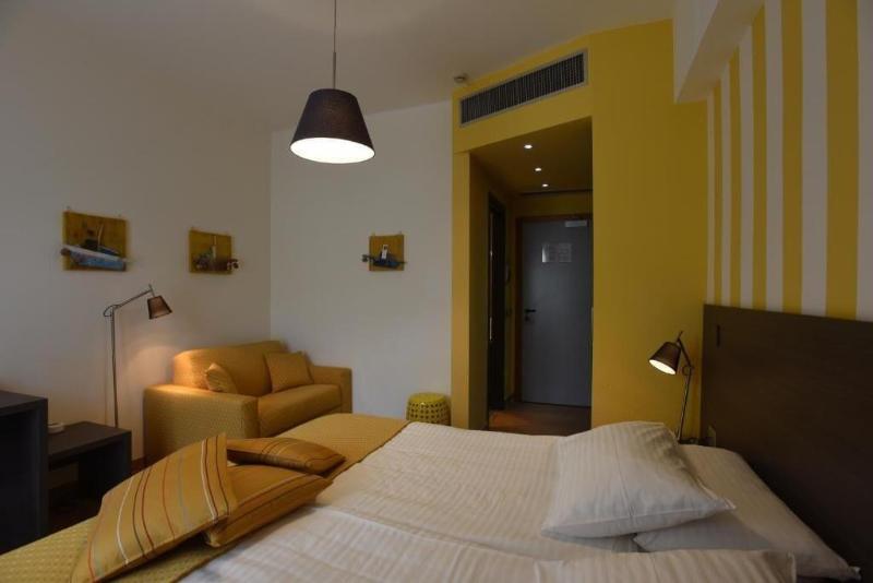 Hotel La Vigna image