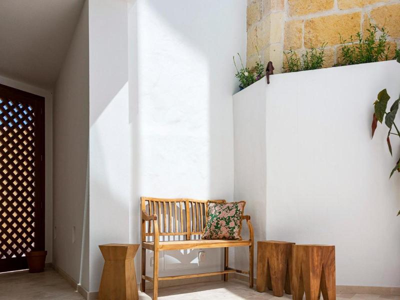 Hotel Noualt image