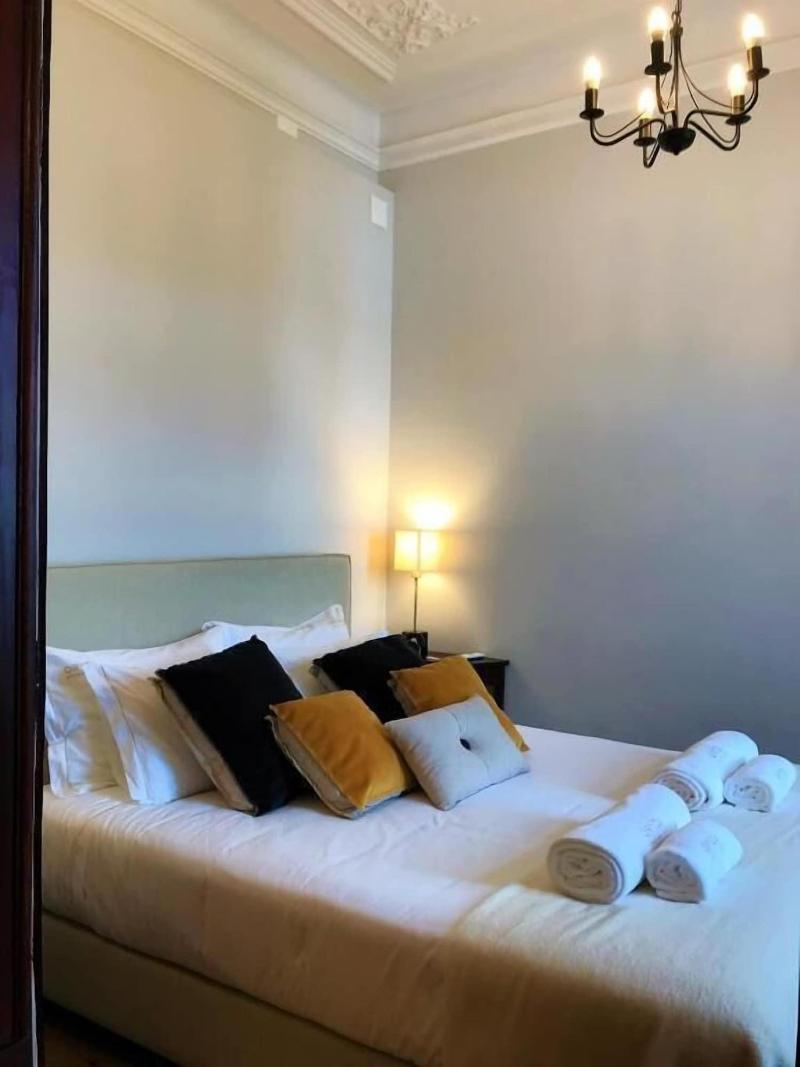 Oryza Guest House & Suites image