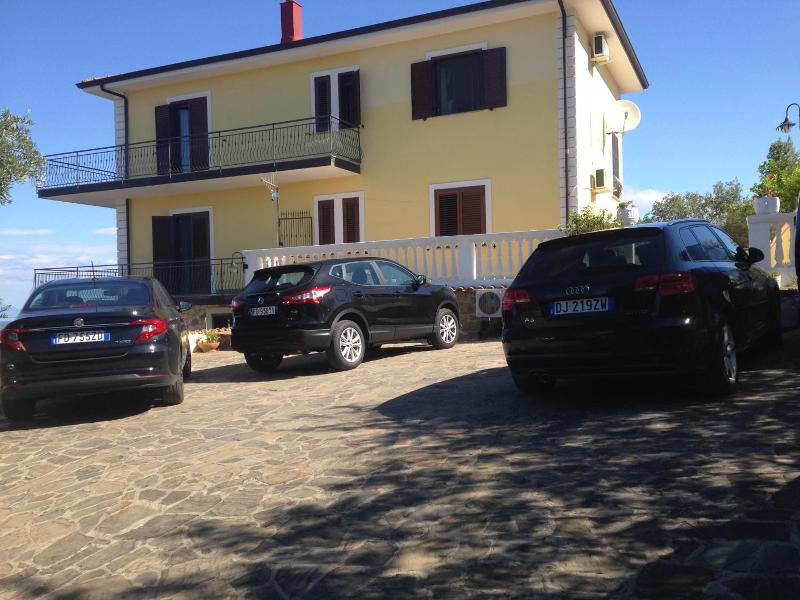 Villa Malandrino Guest House image