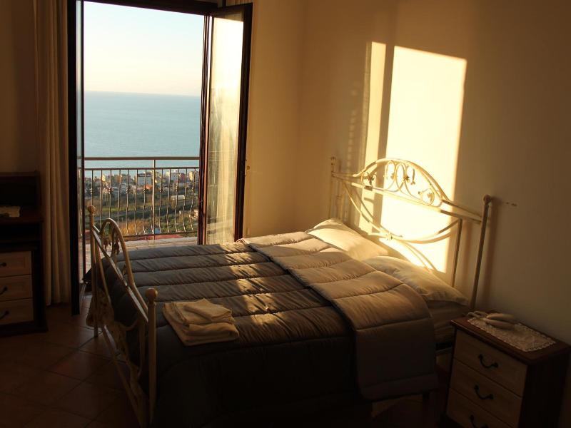 Villa Malandrino Guest House image