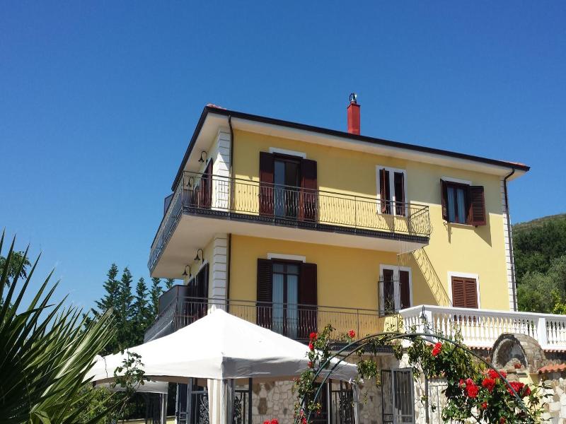 Villa Malandrino Guest House image