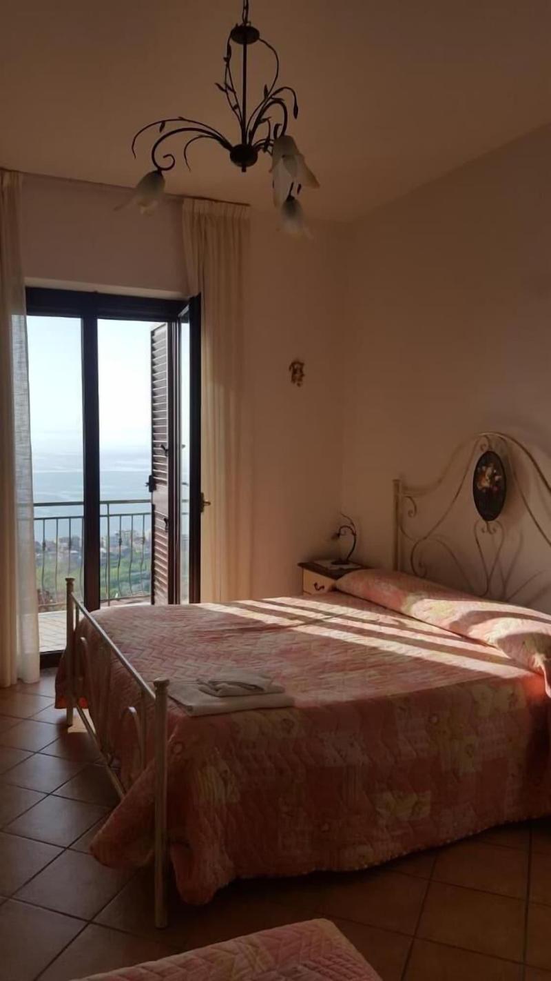 Villa Malandrino Guest House image
