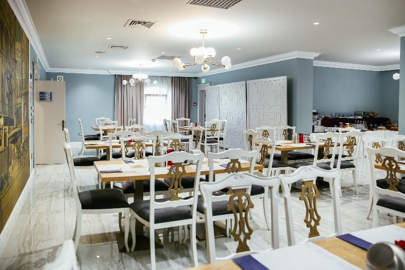 Hotel Royal Class image