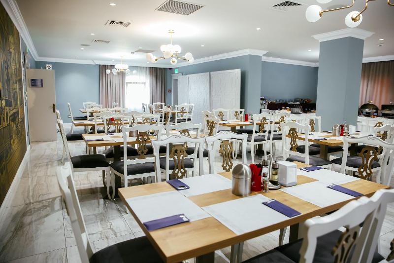 Hotel Royal Class image