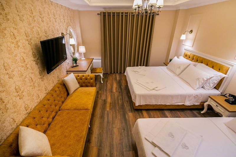 Legacy Hotel image