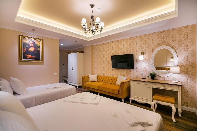 Legacy Hotel image