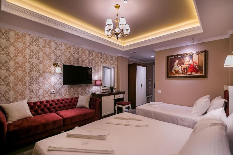Legacy Hotel image
