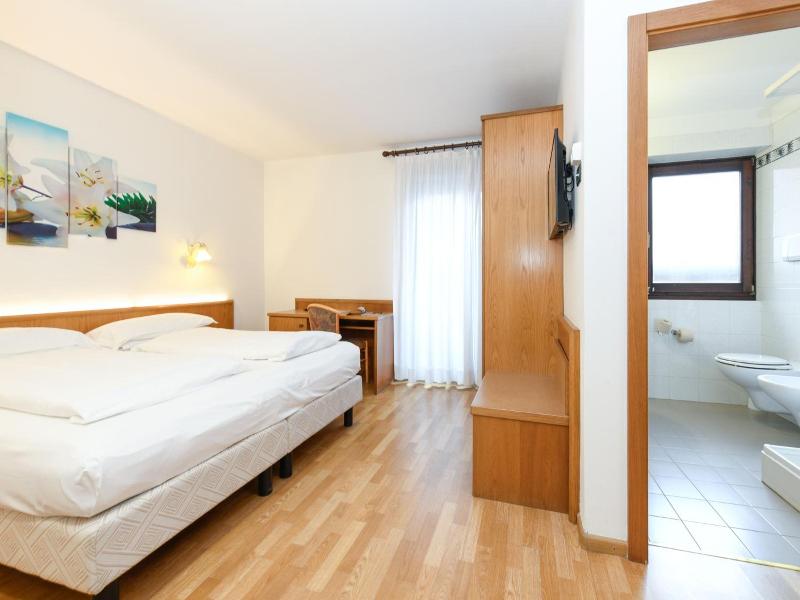 Hotel Denny image