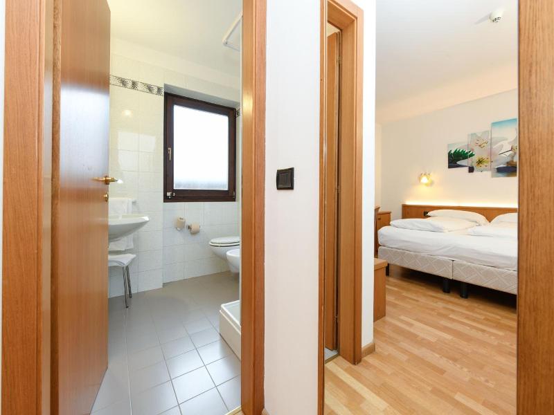 Hotel Denny image