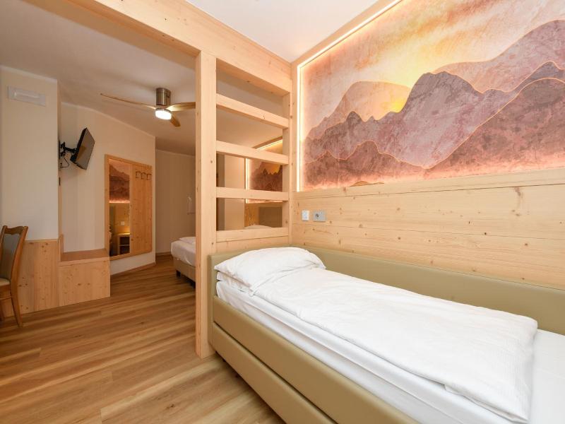 Hotel Denny image