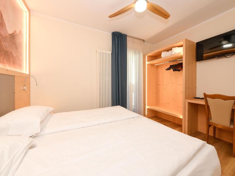 Hotel Denny image