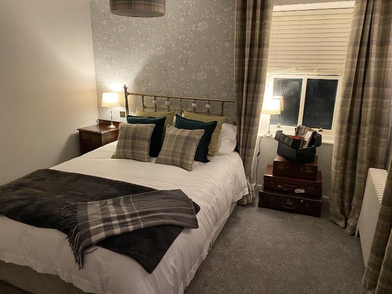 The Covenanter Hotel image