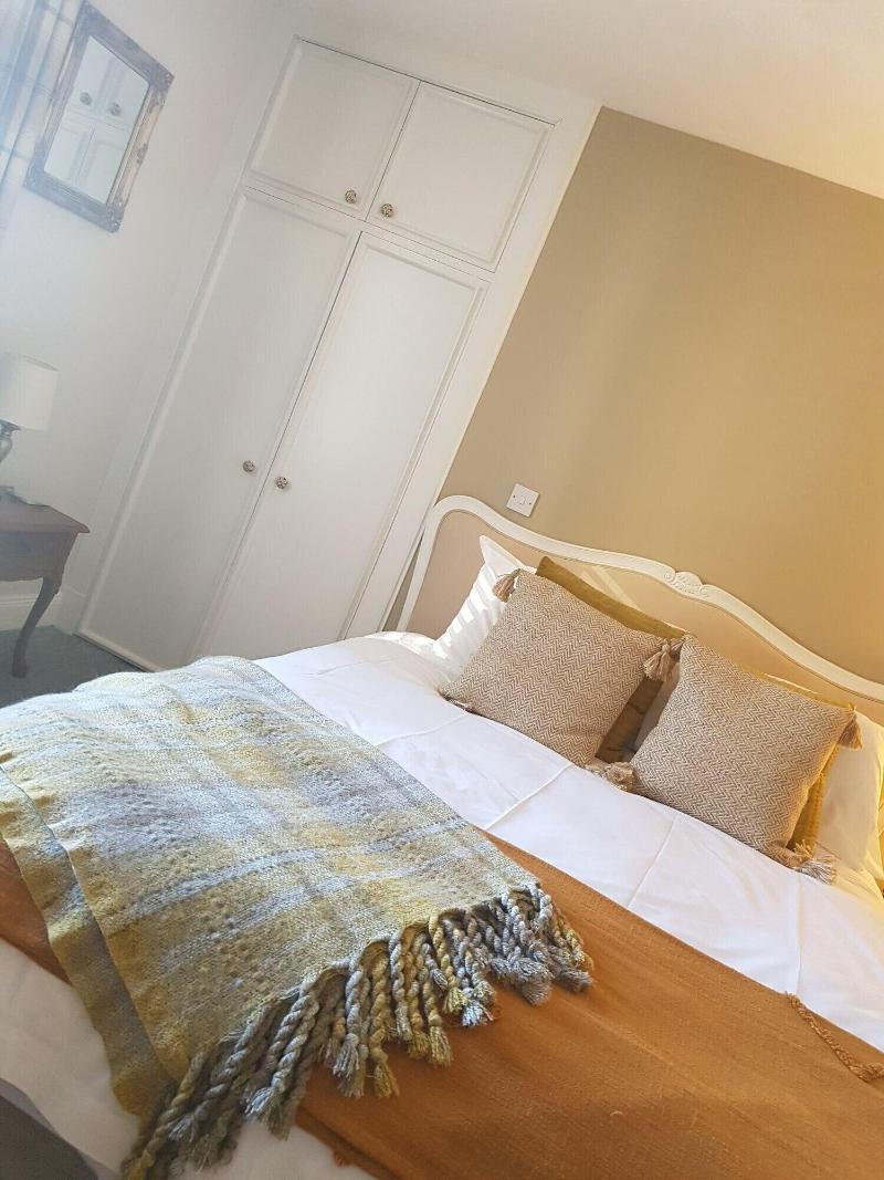 The Covenanter Hotel image