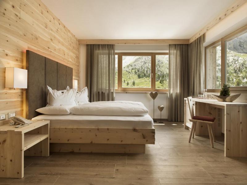 Passo Sella Dolomiti Mountain Resort image