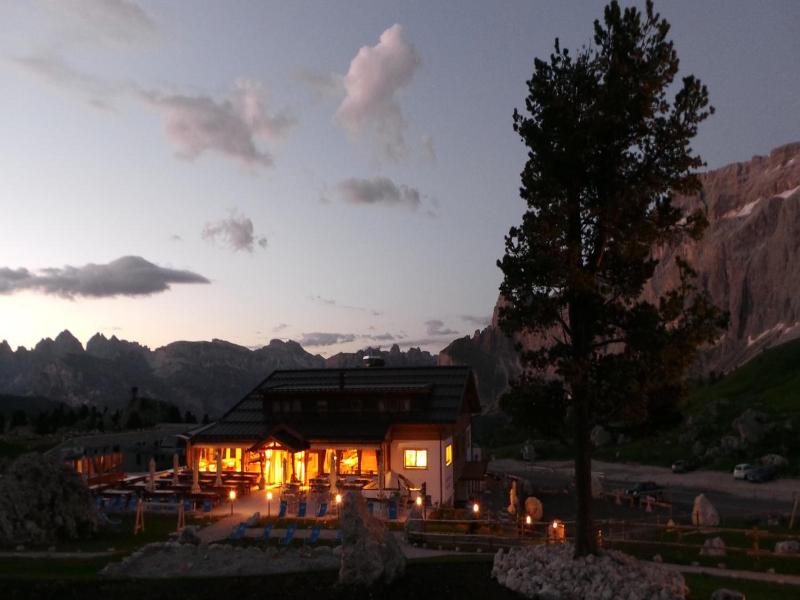 Passo Sella Dolomiti Mountain Resort image
