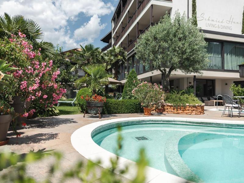 Hotel Schmied Hans image