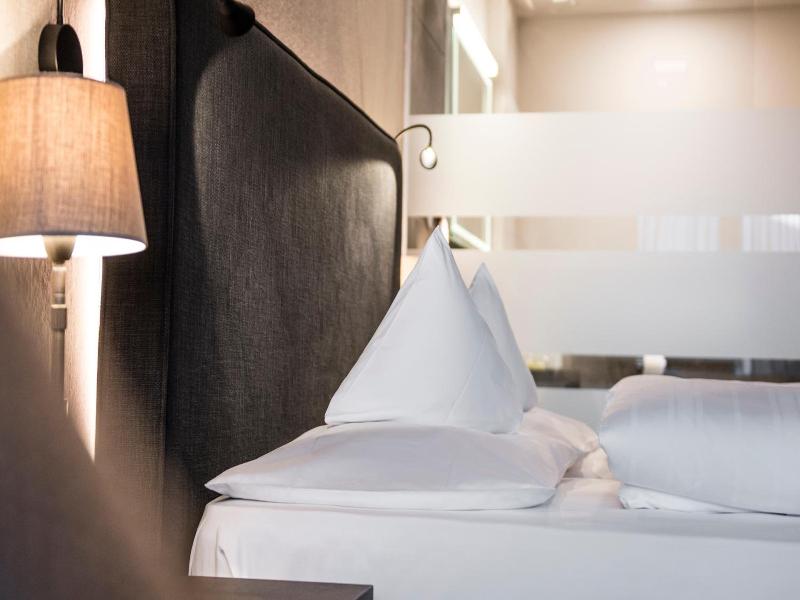 Hotel Schmied Hans image