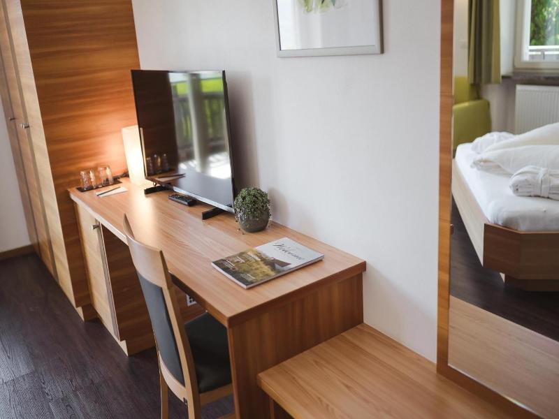Hotel Schmied Hans image