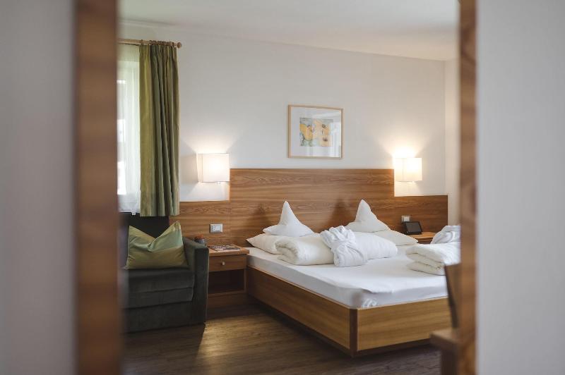 Hotel Schmied Hans image