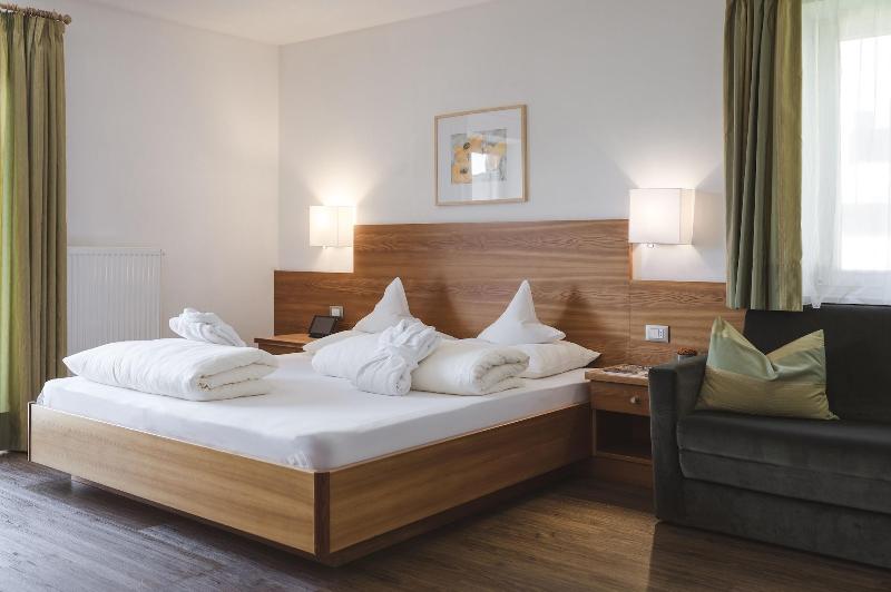 Hotel Schmied Hans image