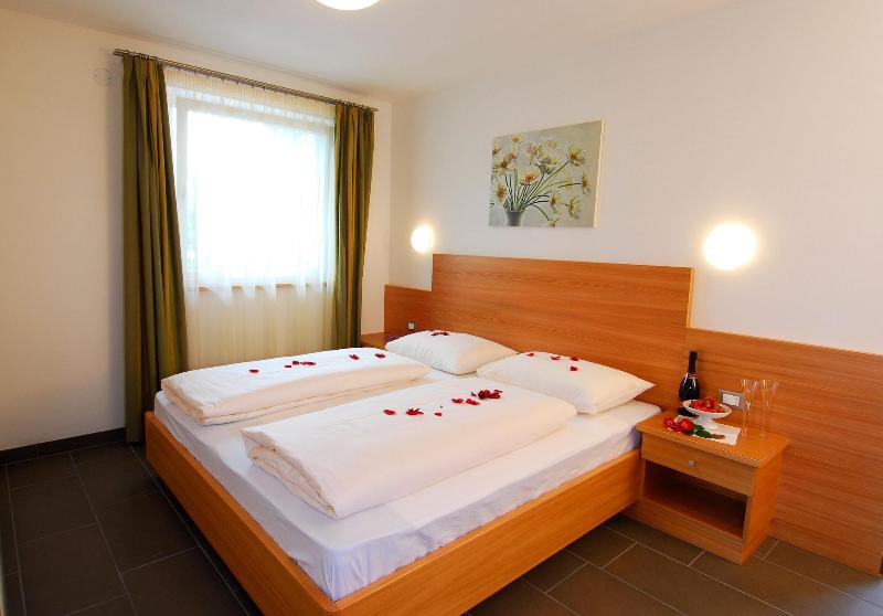 Hotel Schmied Hans image