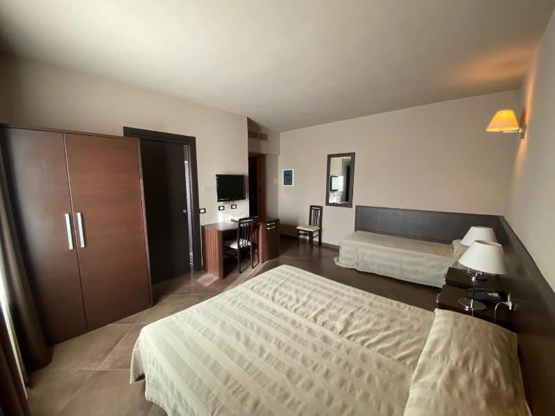 Hotel Le Badie image