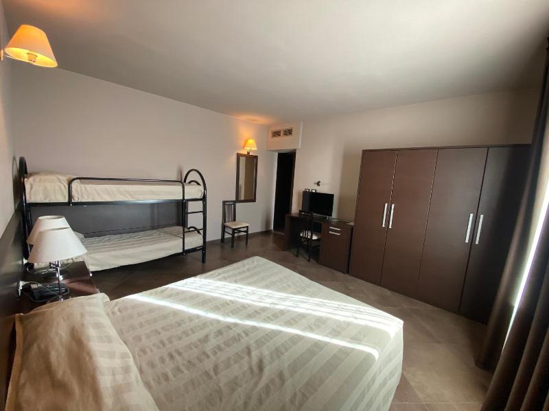 Hotel Le Badie image