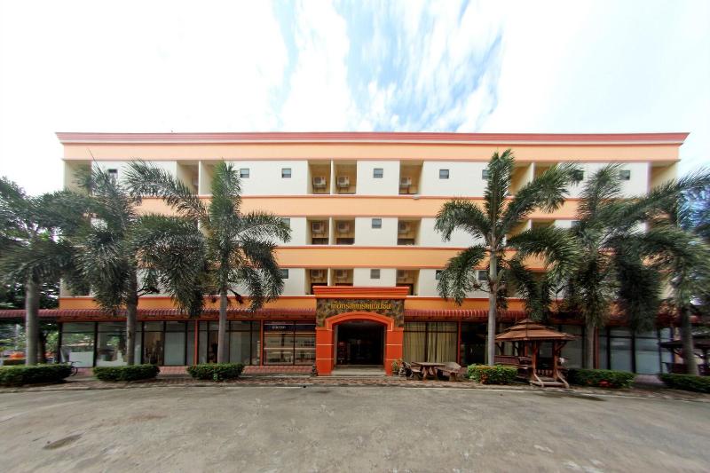 Central Park Hotel image