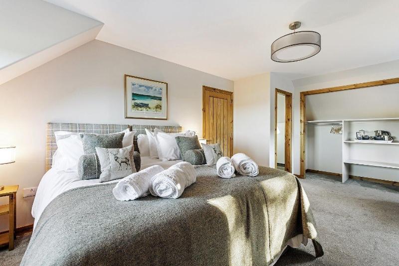 Skye Lodge image