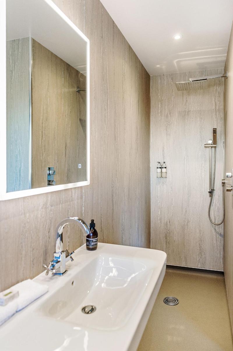 Skye Lodge image