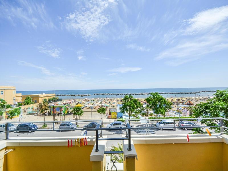 Hotel Palos image